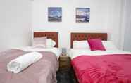 Bedroom 7 Kirkstall Serviced Apartments Leeds