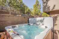 Kemudahan Hiburan Verdant Oasisluxury, Traveler's Home W/hottub!