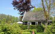 Bangunan 6 Peacefule Holiday Home for 2 People in Heiloo near Egmond