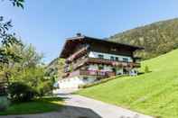 ภายนอกอาคาร Cozy Apartment in Mühlbach with Garden near Ski Slopes