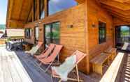 Ruang untuk Umum 2 Lush Chalet in Sankt with Sauna & Hot Tub