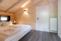 Bedroom Lovely Chalet With Lush Green View in Carinthia