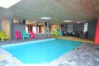 Swimming Pool Superb House for Family Group with Swimming Pool, Sauna, Hot Tub, Billiards