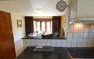 Kamar Tidur 5 Cozy Holiday Home in Odeigne With Sauna