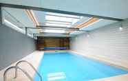 Swimming Pool 2 Detached Holiday Home in Goesnes With Private Pool