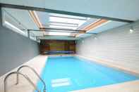 Swimming Pool Detached Holiday Home in Goesnes With Private Pool