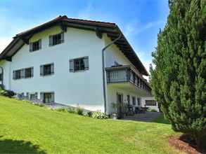 Bangunan 4 Beautiful Apartment in the Bavarian Forest With Balcony and Whirlpool tub