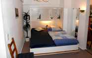 Kamar Tidur 2 Spacious Holiday Home in Sommerfeld near Lake