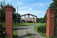 Bangunan Pretty Apartment Near Heiligendamm With an Idyllic Garden