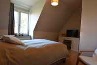 Bedroom Tasteful Mansion in Lichtervelde with Hot Tub