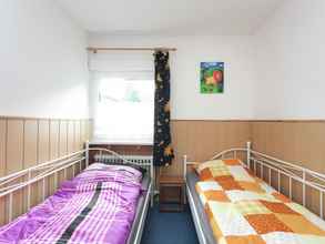 Kamar Tidur 4 Spacious Holiday Home in Wildemann With Garden