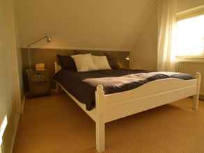 Bedroom 4 Detached Atmospheric Farmhouse with Large Garden & Privacy near Dalfsen