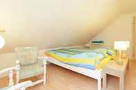 Bilik Tidur Alluring Holiday Home in Norg With Sauna, Terrace, Garden