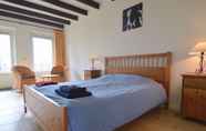 Kamar Tidur 4 Holiday Home with Meadow View near Forests