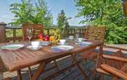 Kamar Tidur 5 Comfortable and Cosy Holiday Home With hot Tub, Sauna, Terrace and Garden