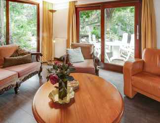 Lobby 2 Detached, Fully Equipped Chalet in Vechtdal near Ommen