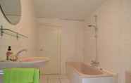 In-room Bathroom 6 Quaint Holiday Home in Maarheeze With Terrace