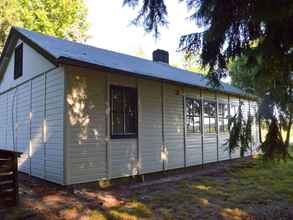 Exterior 4 Quaint Holiday Home in Maarheeze With Terrace