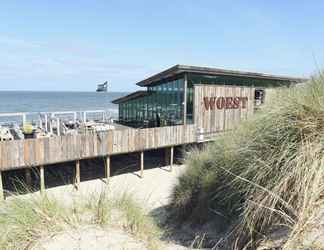 Exterior 2 Cozy Holiday Home in Callantsoog near Groote Keeten