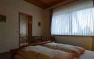 Kamar Tidur 3 Scenic Apartment in Trittenheim With Garden