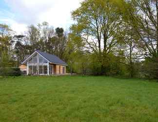 Exterior 2 Beautiful Chalet With gas Fire and Gorgeous View of the Natural Surroundings