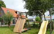 Ruang Umum 2 Modern Holiday Home in Holten With Forest Near
