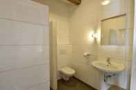 In-room Bathroom Studio Hazenborgh in Callantsoog Near the sea