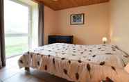 Kamar Tidur 3 Comfortable Cottage in Neufmoulin With Meadow View