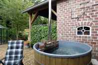 Entertainment Facility Cozy Free Holiday Home in Musselkanaal With Hot Tub