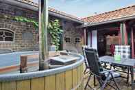 Common Space Cozy Free Holiday Home in Musselkanaal With Hot Tub