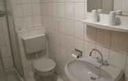 Toilet Kamar 2 Charming Apartment in Morbach Germany With Terrace