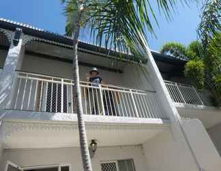 Bangunan 2 Townsville Terrace