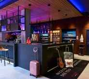 Bar, Kafe, dan Lounge 6 Moxy Brussels City Center