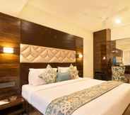Bedroom 2 Hotel Auris
