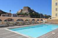 สระว่ายน้ำ Hotel Solemare