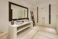 Toilet Kamar Villa Kyah