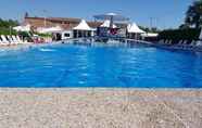 Swimming Pool 6 Villa Isabela