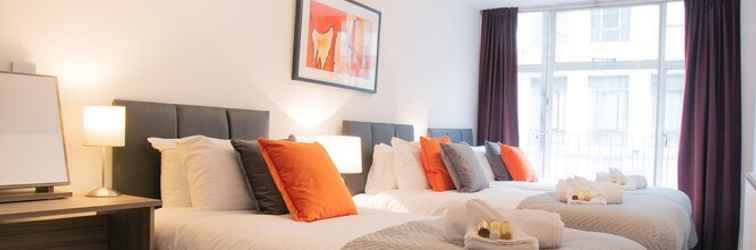 Bilik Tidur Rest & Recharge Regents CT 1Bed Sleeps 4