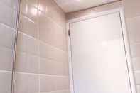 In-room Bathroom Ha Ha Cat Home Ximen Zhonghua