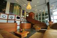 Lobby Jet Paark Resort Hotel