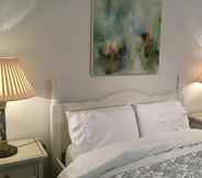 Bedroom 7 Beautiful 1BR in Historic St Aubin House