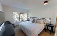 Bedroom 2 Stoney Creek Northstar-Whistler Premier