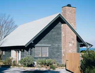 Exterior 2 La Terrasse Awaji Cottage