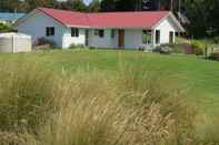 Exterior Waikawa House