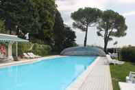 Swimming Pool Apartment Montegolo Four With Pool And Lake View