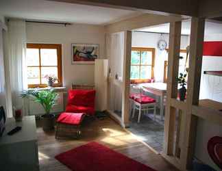 Lobi 2 Ferienwohnung Waldblick