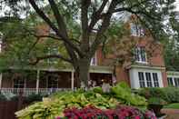 Exterior Round Barn Farm B & B Event Center