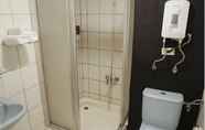 In-room Bathroom 2 Ha Ha Cat Home Ximen Chengdu 67