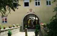 Luar Bangunan 5 Hotel Schloss Sindlingen