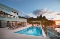 Swimming Pool Luxury Villa Palma de Korkyra with Pool